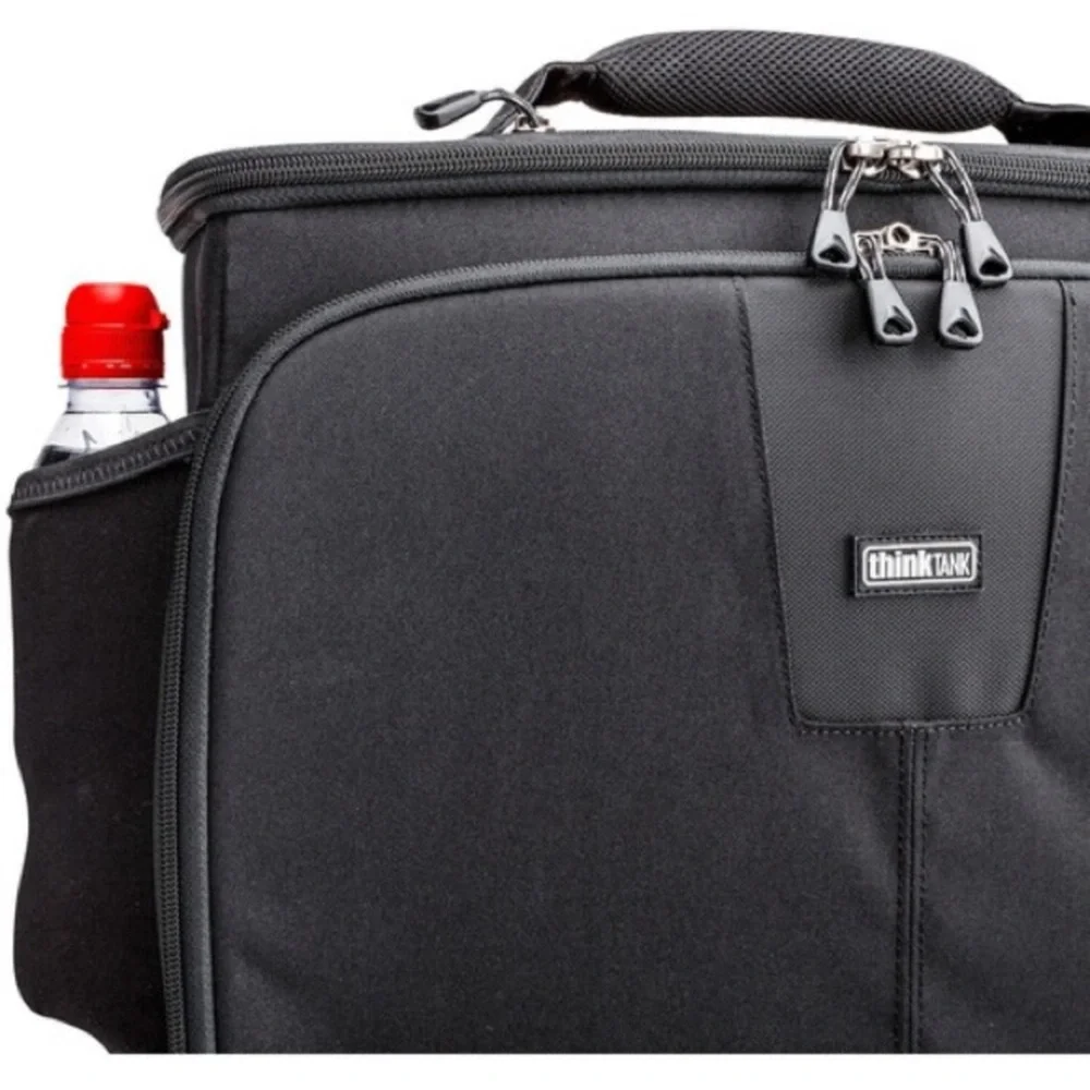Think Tank Photo Airport Navigator Rolling Bag (Black) gently used